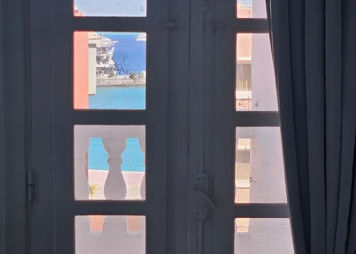 Simplestays Apartman *